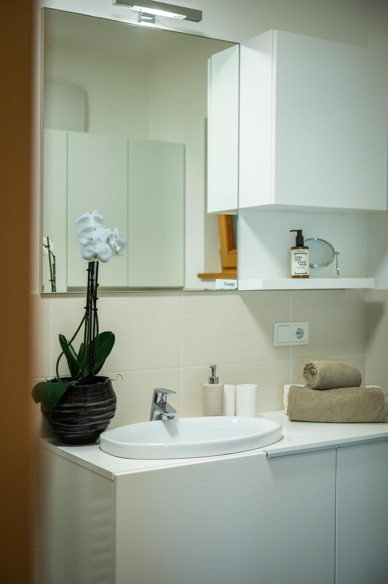 Ferienwohnung Weingut Lahn zu Eppan Eppan an der Weinstraße Zimmer foto