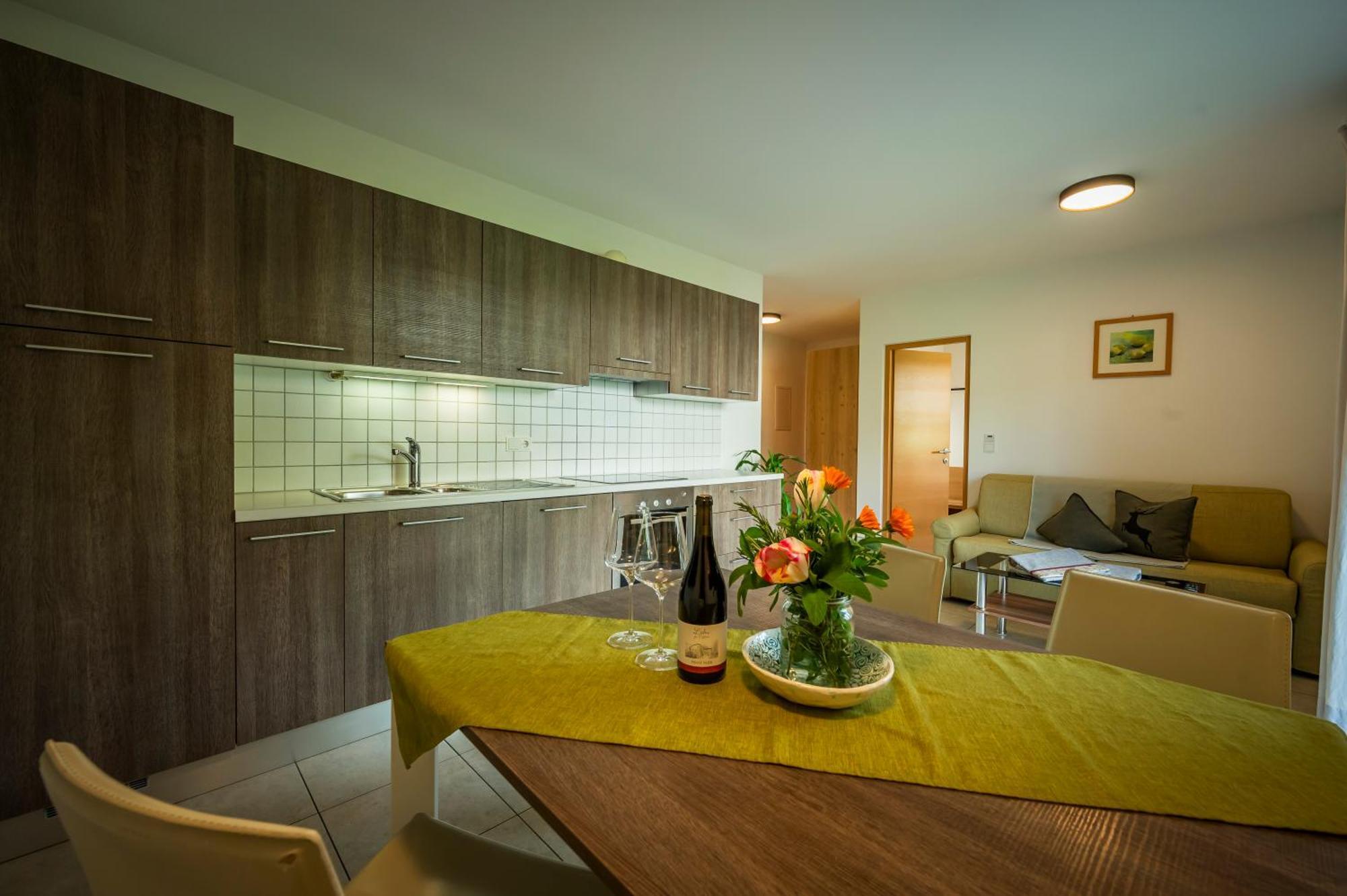 Ferienwohnung Weingut Lahn zu Eppan Eppan an der Weinstraße Zimmer foto